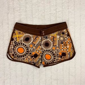 Vintage 90s/y2k surfing shorts 🏄🏻‍♀️